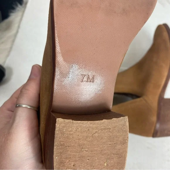 Lulus x Matisse Pacey Tan Suede Leather Cutout Ankle Booties 7M - Picture 8 of 10